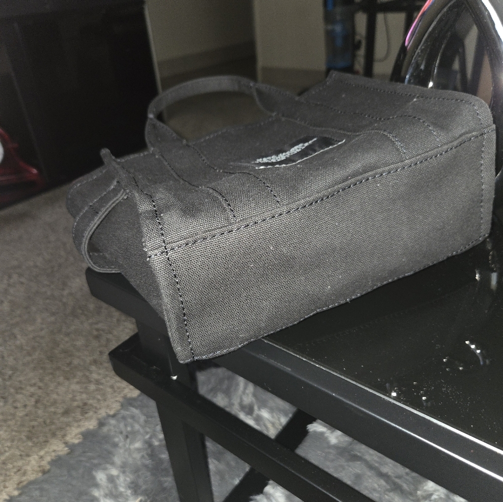 Marc Jacobs Small Tote Bag - Picture 6 of 9